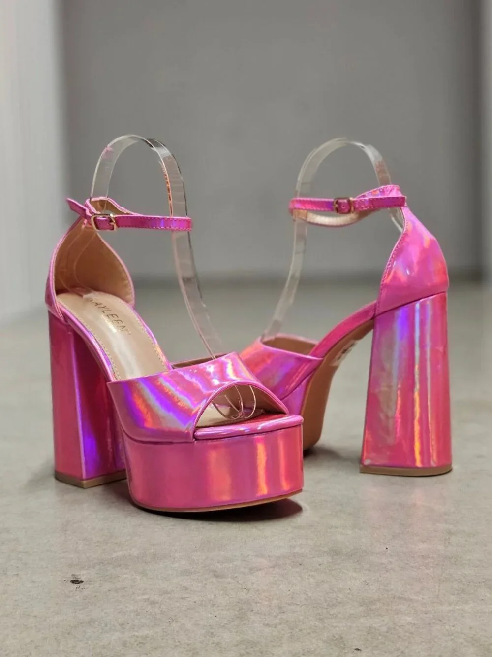 N/A iridescent pink